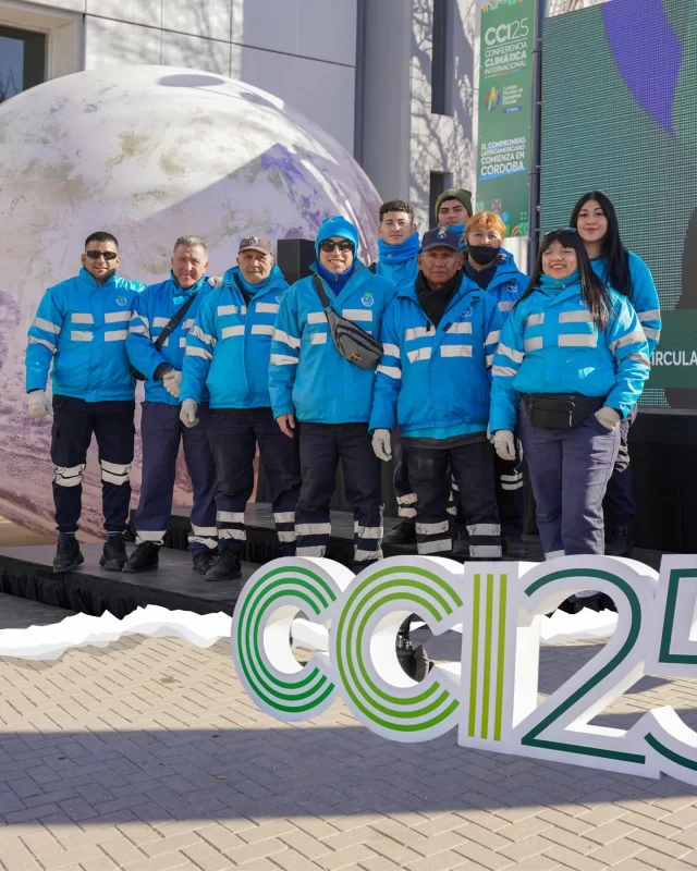 Guardianes silenciosos de la #HigieneUrbana 💪🏼

✅Pasó la cumbre de Economía Circular y nuestros equipos lo dieron todo para que disfrutemos de espacios limpios, ordenados y seguros durante todas las jornadas. 

¡En cada evento, ahí estamos, para que todo esté reluciente! 🫶🏻

#JuntosHacemosMás