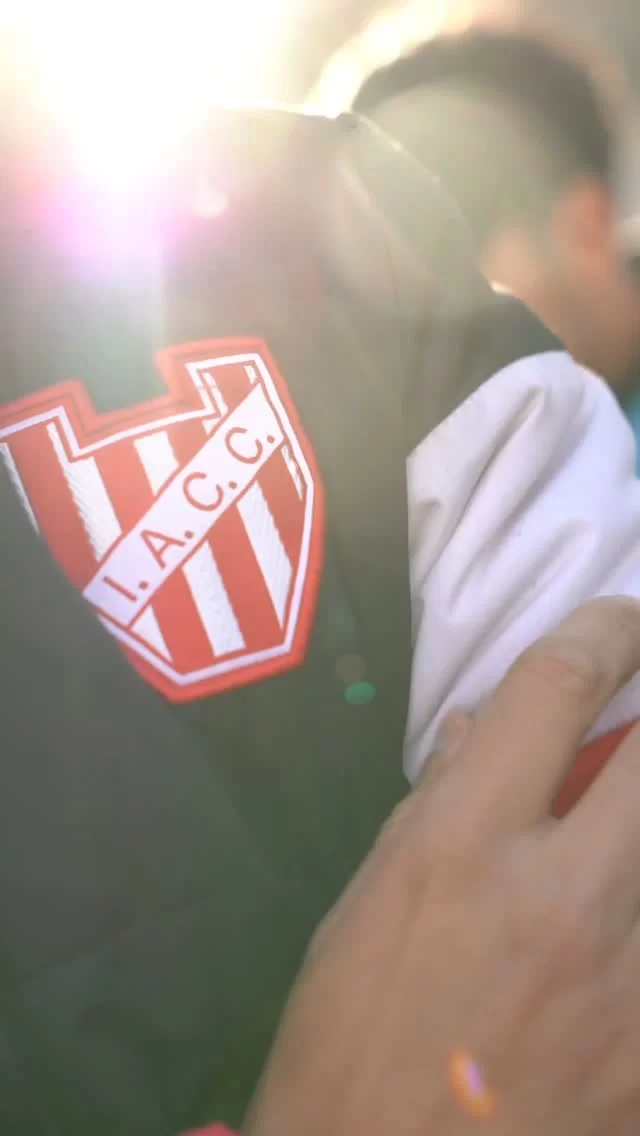 ⚽ ¡Jugó la Gloria, y las calles rojo y blanco de Alta Córdoba fueron escenario de pasión circular! 😍

✅ Ecocanje, promoción ambiental y el latido de una Córdoba cada día más sustentable 

#JuntosHacemosMás