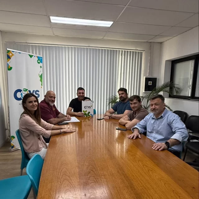 🤝¡Nos unimos para nuevas oportunidades! 🐎

Desde hoy, el @biocba se suma a nuestro Subprograma de Modernización de Medios de Trabajo de Recuperadores Urbanos, como espacio de recepción y cuidado temporal de los caballos entregados por adherentes al programa para seguir combatiendo la tracción a sangre mientras fortalecemos el modelo circular ♻️ 

🫶🏻 La Economía Circular es sinónimo de dignidad, libertad y oportunidades. Por todo eso seguimos apostando en equipo, porque #JuntosHacemosMás