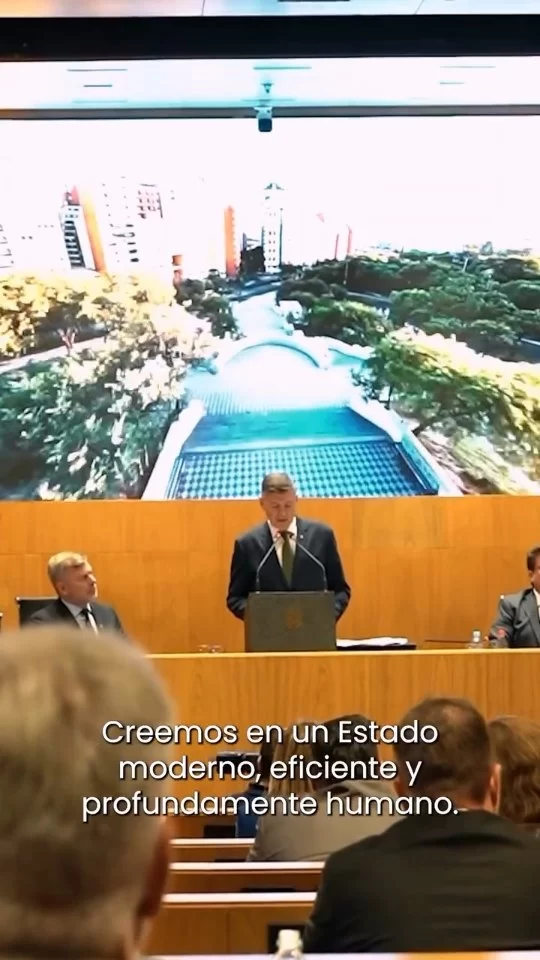 En tiempos difíciles, la gestión se demuestra con hechos, no con palabras. 🏢

El Intendente @danielpasseriniok lo dejó claro: Córdoba no se detiene. A pesar de los desafíos, nuestra ciudad avanza con una gestión que tiene corazón y, sobre todo, que no abandona a quienes la habitan.

​Desde el COyS, transformamos esa visión en una realidad diaria:
​✅ Recuperando el valor de nuestros barrios con servicios presentes.
✅ Integrando tecnología para que la respuesta sea más humana y eficiente.
✅ Cuidando el ambiente con la convicción de quien cuida su propia casa.

​La eficiencia solo tiene sentido cuando tiene un propósito claro: estar cerca de cada vecino. Por eso, bajo la guía y el compromiso de Daniel Passerini, trabajamos para que el esfuerzo de la gestión llegue a la puerta de tu casa.

​Con Daniel, la gestión es en los barrios, cumpliendo y transformando Córdoba juntos. 🤝✨