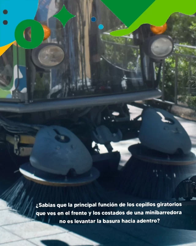 No es magia, es ingeniería aplicada a grandes superficies peatonales. 🧠⚙️

Nos encanta contarte cómo cuidamos la ciudad, porque entender cómo funciona el servicio también es valorar el espacio público. Spoiler: esa "aspiradora gigante" hace mucho más que barrer hojas. 🍃🚫

#CordobaHace #CordobaSigue